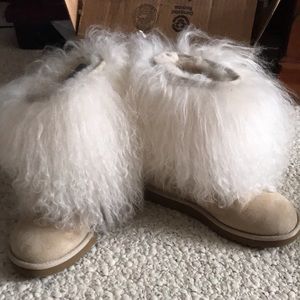 Ugg Short boot Mongolian fur